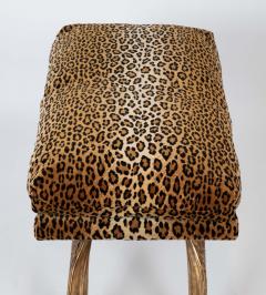 French Versailles Model Giltwood Stool with Leopard Fabric - 4290099