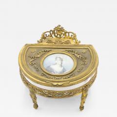 French Victorian Bronze Portrait Box - 4325894