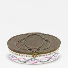 French Victorian Porcelain Box - 4412458