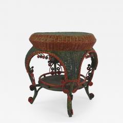French Victorian Red and Green Painted Wicker Round End Table - 593999
