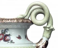 French Victorian White and Yellow Porcelain Vase - 4201311
