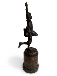 French Victorian bronze of a boy selling newspapers on a marble plinth - 4665928