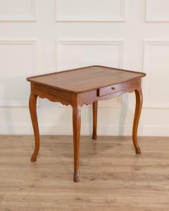 French Walnut Cabaret Table with Frieze Drawer Late 18th Century - 4437833