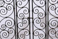 French Wrought Iron Freestanding Firescreen with Warming Holders circa 1880 - 3422795