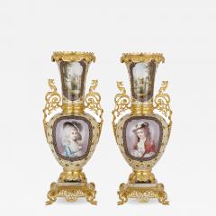 French porcelain and gilt bronze vases in the Chinoiserie style - 1545237