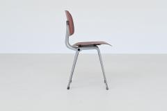 Friso Kramer Friso Kramer Revolt chair red grey Ahrend de Cirkel The Netherlands 1953 - 3821533