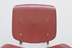 Friso Kramer Friso Kramer Revolt chair red grey Ahrend de Cirkel The Netherlands 1953 - 3821543