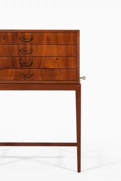 Frits Henningsen Frits Henningsen Side Table Bureau Produced by Frits Henningsen in Denmark - 1789234