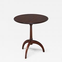 Frits Henningsen Frits Henningsen Three Legged Side Table in Mahogany Denmark 1940s - 4580190