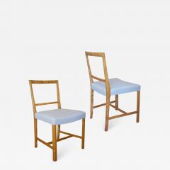 Frits Henningsen Set of Four Elegant and Rare Side Chairs in Birch by Frits Henningsen - 618919