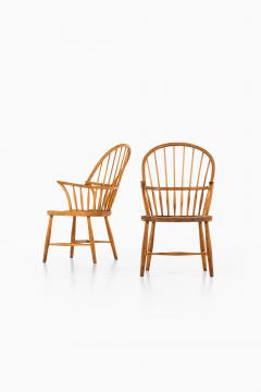 Frits Henningsen Windsor Dining Chairs Model CH 18A Produced by Carl Hansen S n - 1912849