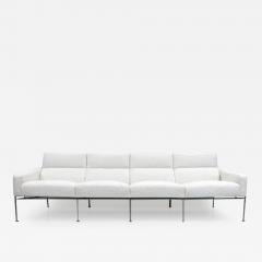 Fritz Hansen Arne Jacobsen Sofa Model 3300 4 Fritz Hansen Denmark 1957 In White Boucle - 3178872