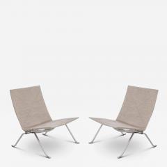 Fritz Hansen PAIR OF POUL KJAERHOLM PK22 IN NATURAL CANVAS - 3066761