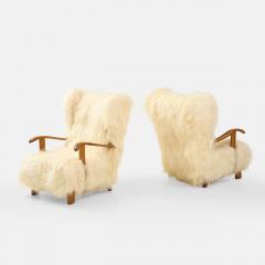 Fritz Hansen Rare Pair of Wingback Lounge Chairs Model 1582 in Sheepskin by Fritz Hansen - 2859120