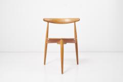 Fritz Hansen Set of 8 Oak and Teak Heart Chairs by Hans Wegner Denmark 1950s - 1622698