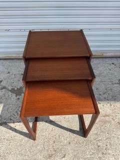 G Plan Pair of GPlan Walnut Nesting Tables - 4313890