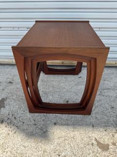 G Plan Pair of GPlan Walnut Nesting Tables - 4313892