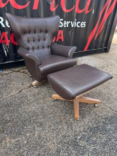 G Plan Vintage Brown Tufted Leather G Plan Swivel Lounge Chair and Ottoman - 4519271