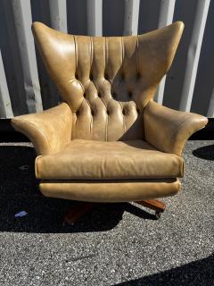 G Plan Vintage Creme Tufted Leather G Plan Swivel Lounge Chair and Ottoman - 4519254