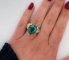 GIA Certified 11 Carat Bluish Green Pear Cut Tourmaline Baguette Diamond Ring - 3512847