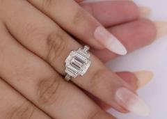 GIA Certified 4 51 Carat Emerald Cut Lab Grown Diamond in Vintage Platinum Ring - 3504538