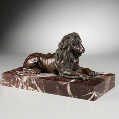 GRAND TOUR PERIOD BRONZE SCULPTURE OF A LION - 1911326