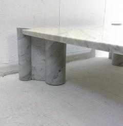 Gae Aulenti White Carrara Marble Coffee Table by Gae Aulenti for Knoll Inc - 2907356