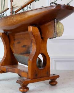 Gaff Rigged Cutter Wooden Pond Yacht Circa 1920 - 4758159