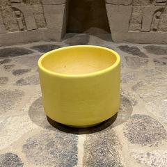 Gainey Ceramics 1960s Mellow Yellow Calif Ceramic Architectual Pottery Planter Footed Pot - 2726467