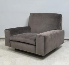 Galerie Lerebours Bespoke Pair of Low Lounge Chairs - 4430352