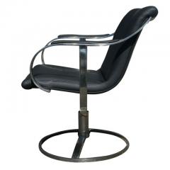 Gardner Leaver Pair of Gardner Leaver for Steelcase Black Swivel Lounge Chairs - 2674576