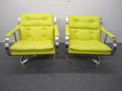 Gardner Leaver Pair of Gardner Leaver for Steelcase Oversized Chrome Swivel Lounge Chairs - 1748253