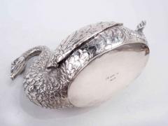 Gebr der Neumann Pair of German Silver Swans with Hinged Wings by Gebr der Neumann - 3769715