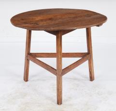 Generously Sized Cricket Table circa 1820 - 4562744
