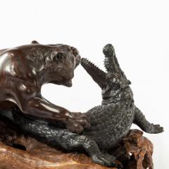 Genryusai Seiya Unusual Meiji Period Bronze of a Tiger and an Alligator by Genryusai Seiya - 2287888