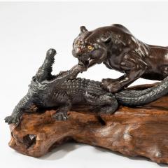 Genryusai Seiya Unusual Meiji Period Bronze of a Tiger and an Alligator by Genryusai Seiya - 2287890