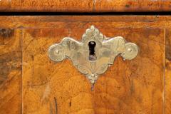 George I Walnut Bachelors Chest - 4645419
