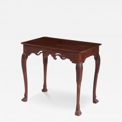 George II Irish Lion Paw Foot Table - 4740647