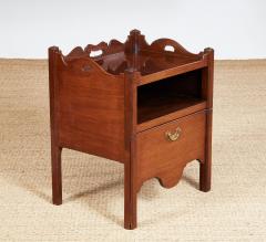 George II Mahogany Bedside Cupboard - 3936744