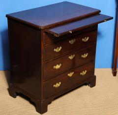 George II Mahogany Chest of Drawers - 3936960