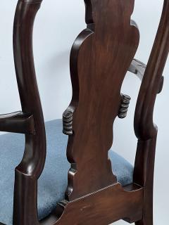 George II Style Antique Carved Mahogany Arm Chair - 4072609