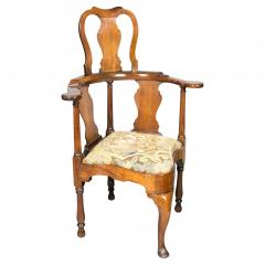 George II Walnut Double Chair Back Corner Chair - 4465211