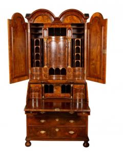 George II Walnut Double Dome Bureau Bookcase - 4134089