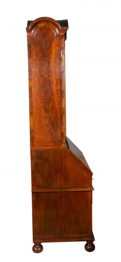George II Walnut Double Dome Bureau Bookcase - 4134098