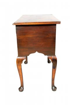 George II Walnut Lowboy - 4474344