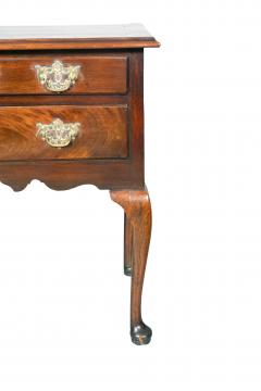 George II Walnut Lowboy - 4474372