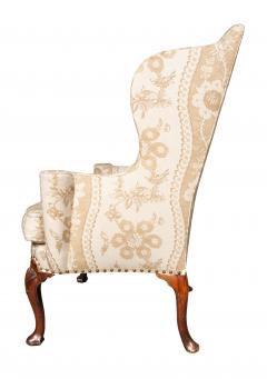 George II Walnut Wing Chair - 4706594