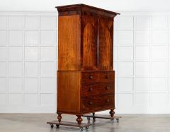 George III English Mahogany Linen Press - 4123854
