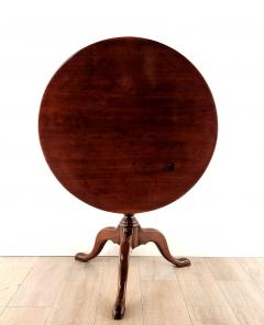 George III English Mahogany Tilt Table circa 1780 - 2979079