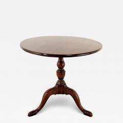 George III English Mahogany Tilt Table circa 1780 - 2980232